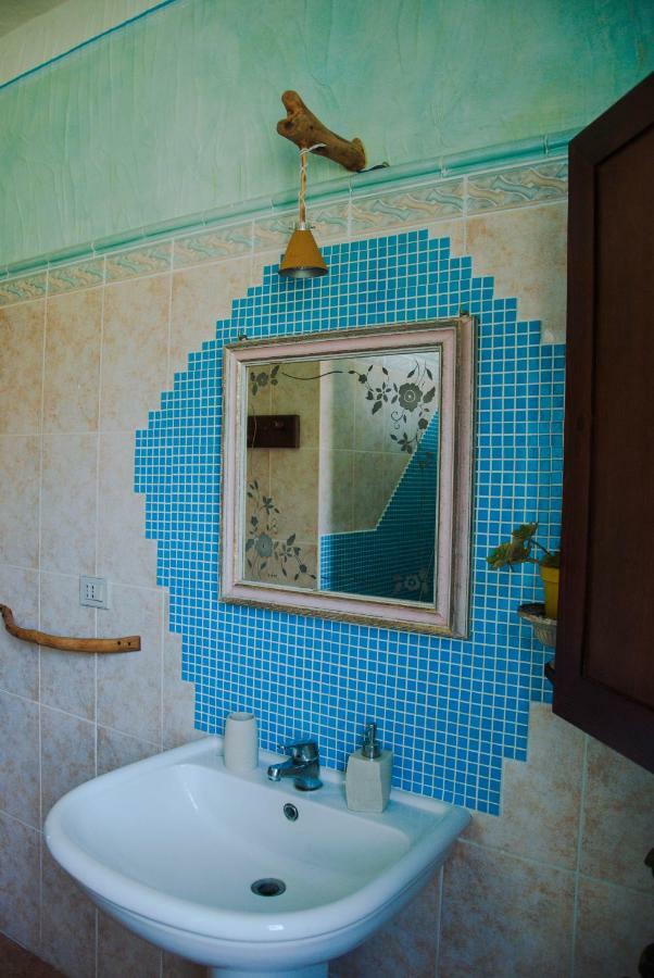 Bed and Breakfast Terra e Paglia Marrùbiu Esterno foto